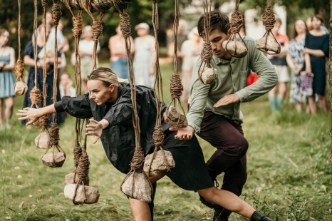 „Land Art“ festivalis Girionyse 